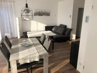 Ein Sitzbereich in der Unterkunft Fewo Rhein-Lahn Penthouse OG3-1