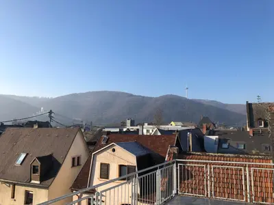Ein allgemeiner Bergblick oder ein Berglick von der Ferienwohnung aus
