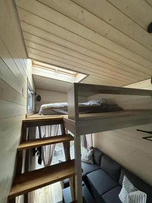 Ein Etagenbett oder Etagenbetten in einem Zimmer der Unterkunft Tiny House