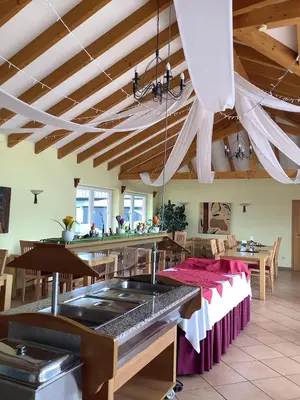 Ein Sitzbereich in der Unterkunft Mosel Ferienresidenz ZickZack