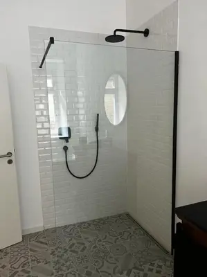 Ein Badezimmer in der Unterkunft BG Living & Hosting - Stilvolle Mosel-Ferienwohnung 