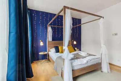 Ein Bett oder Betten in einem Zimmer der Unterkunft Charmante & gemütliche Wohnung