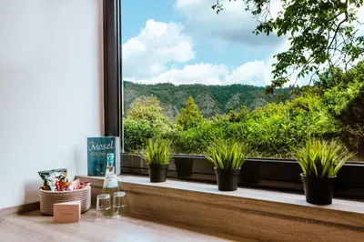 Ein allgemeiner Bergblick oder ein Berglick von der Ferienwohnung aus
