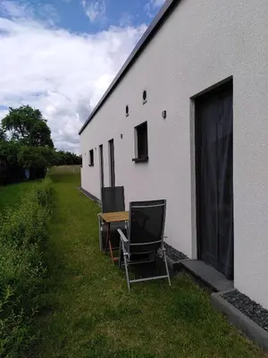 Ein Garten an der Unterkunft Little Gem