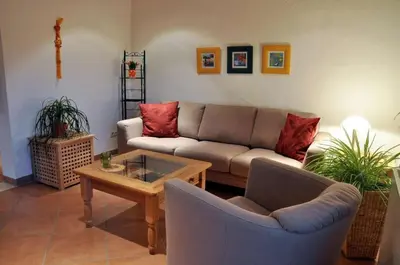 Ein Sitzbereich in der Unterkunft Fischers Ferienhaus