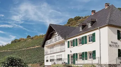 Das Gebäude in dem sich das Bed & Breakfast befindet