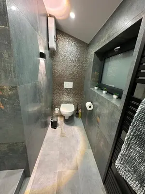 Ein Badezimmer in der Unterkunft Relaxen im Weindorf Mayschoß Fewo 3