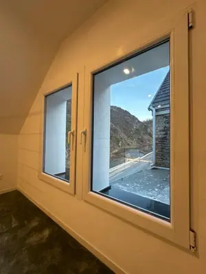Ein allgemeiner Bergblick oder ein Berglick von der Ferienwohnung aus