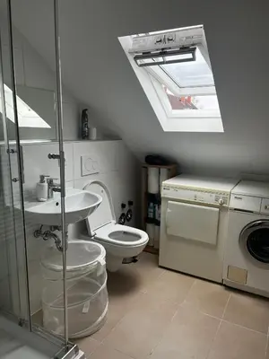 Ein Badezimmer in der Unterkunft Charmante 1-Zimmer-Wohnung in Koblenz mit Küche & kostenlosen Parkplätzen