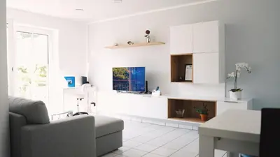 TV/Unterhaltungsangebot in der Unterkunft Apartment mit Balkon, Küche & Waschmaschine an der WHU