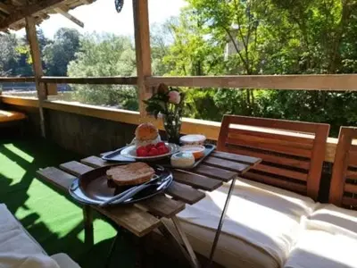 Ein Balkon oder eine Terrasse in der Unterkunft Ellerbachblick in der Altstadt