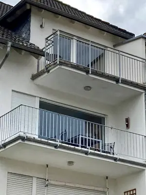 Ein Balkon oder eine Terrasse in der Unterkunft Burgblick Pünderich