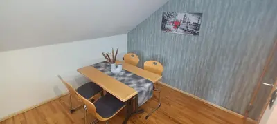 Ein Sitzbereich in der Unterkunft Ferienwohnung Elisabeth Waxweiler