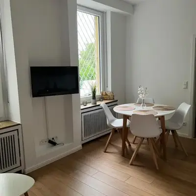 Am Verwaltungszentrum Nähe Mosel
