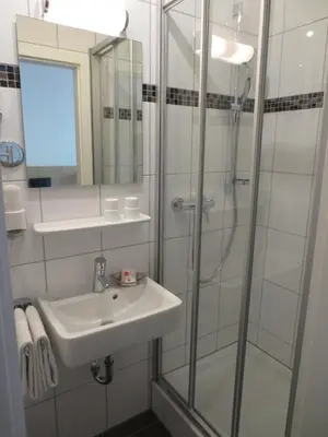 Ein Badezimmer in der Unterkunft Wein & Gästehaus Rosenlay