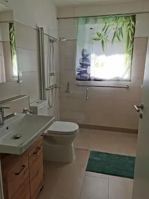 Ein Badezimmer in der Unterkunft Ferienwohnung Hedi