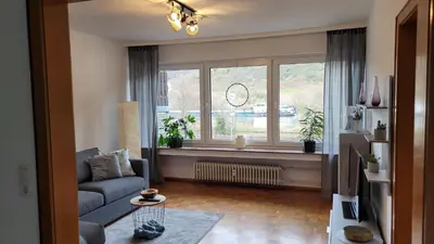 Ein Sitzbereich in der Unterkunft Ferienwohnung Löfer-Wasserblick