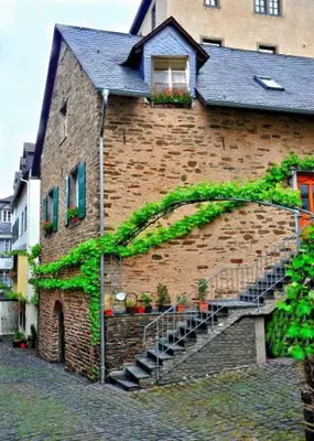Das Gebäude in dem sich die Ferienwohnung befindet
