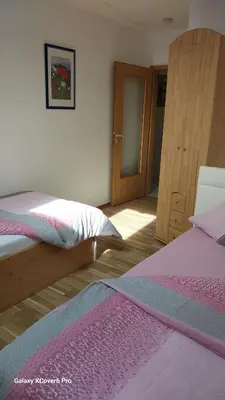 Ein Bett oder Betten in einem Zimmer der Unterkunft Hildes Nest