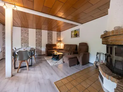 Ein Sitzbereich in der Unterkunft Serene Stay by the Moselle