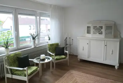 Ein Sitzbereich in der Unterkunft Helle 4 ZKB mit Balkon in Wittlich