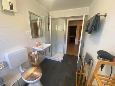 Ein Badezimmer in der Unterkunft Haus Erika/ Fam. Frevel