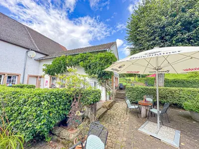 Ein Garten an der Unterkunft Enjoy 3