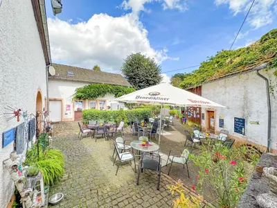 Ein Garten an der Unterkunft Enjoy 2