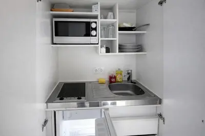 Küche/Küchenzeile in der Unterkunft Kleine Wohnung für Singles