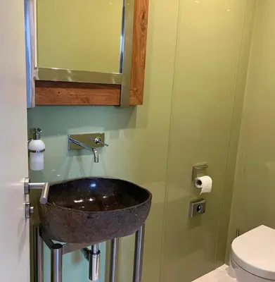 Ein Badezimmer in der Unterkunft Whiteloft