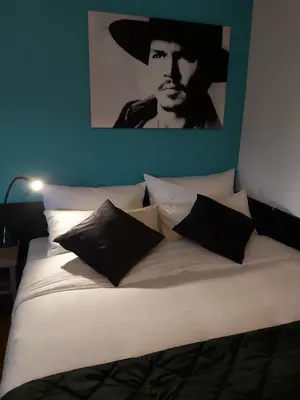 Ein Bett oder Betten in einem Zimmer der Unterkunft Apartment mit Rheinblick Koblenz