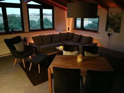 Ein Sitzbereich in der Unterkunft Chalet St Lambertus Apartment A