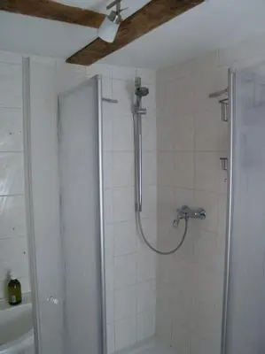 Ein Badezimmer in der Unterkunft Ganzes Haus, Zentrale Lage Adenau Nürburgring