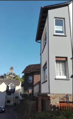 Das Gebäude in dem sich die Ferienwohnung befindet