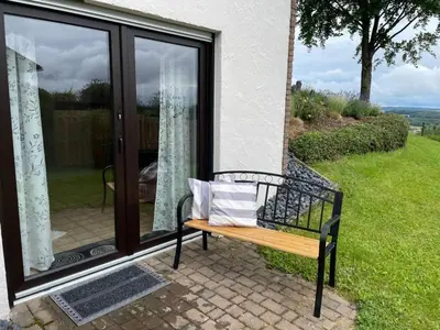 Ein Garten an der Unterkunft NEU! Ferienwohnung Kleine Auszeit