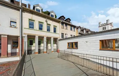 Das Gebäude in dem sich die Ferienwohnung befindet
