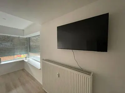 TV/Unterhaltungsangebot in der Unterkunft Charmantes Feriendomizil, Haus mit Garten 30 km Bonn und Koblenz, 3 bis zu 8 Personen
