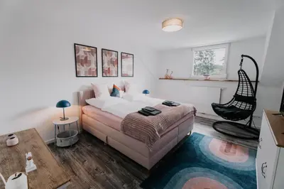 Ein Bett oder Betten in einem Zimmer der Unterkunft großzügiges, stylisches Apartment I 6 Personen I Eifel I Naturliebhaber I