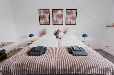 Ein Bett oder Betten in einem Zimmer der Unterkunft großzügiges, stylisches Apartment I 6 Personen I Eifel I Naturliebhaber I