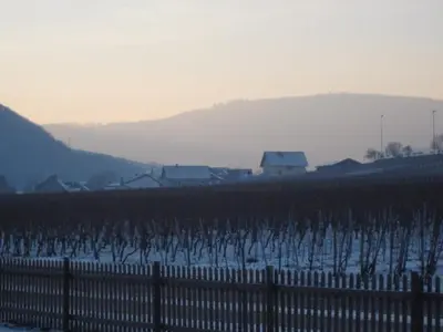 Ein allgemeiner Bergblick oder ein Berglick von der Ferienwohnung aus