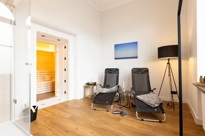 Ein Sitzbereich in der Unterkunft Kontor 22 - Luxus Ferienwohnung mit Sauna und Garten