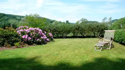 Ein Garten an der Unterkunft Ferienwohnung Trappen