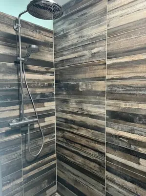 Ein Badezimmer in der Unterkunft Modernes Ferienhaus in Üdersdorf