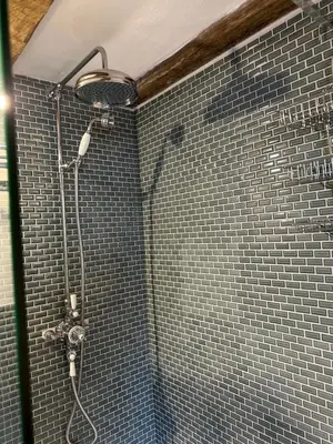 Ein Badezimmer in der Unterkunft Kutscherhaus der Burg Oberehe