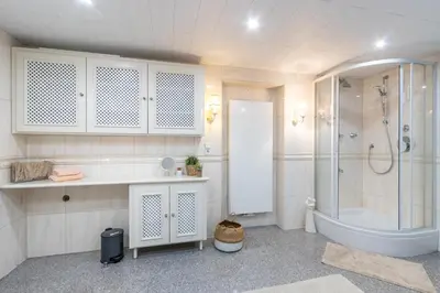 Ein Badezimmer in der Unterkunft Eifelbergversteck Große und moderne Einliegerwohnung in Mayen