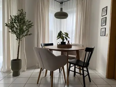 Grundriss der Unterkunft Moderne Wohnung mit Terrasse & Parkplatz; Nähe BWZK & Amazon