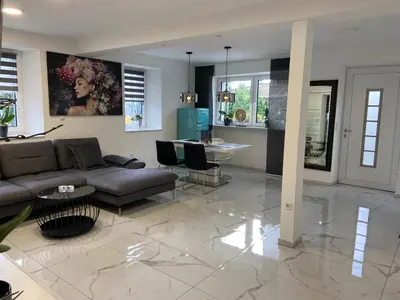 Ein Sitzbereich in der Unterkunft Ferienwohnung Traumpfad