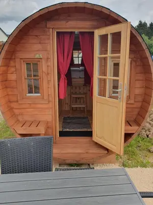 Das Gebäude in dem sich der Campingplatz befindet