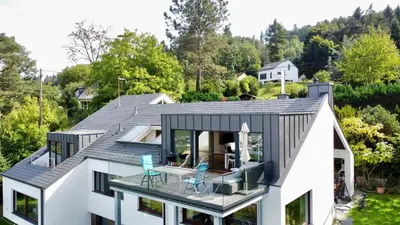 Das Gebäude in dem sich die Ferienwohnung befindet