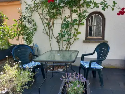 Ein Garten an der Unterkunft Ferienwohnung Moselsteig